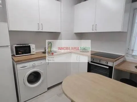 Pis de 80 m² a Oviedo