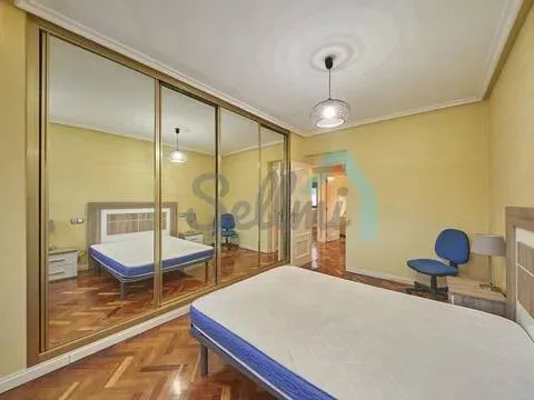 Pis de 113 m² a Oviedo