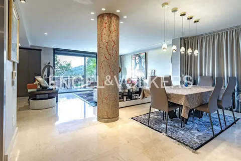 Casa de 305 m² a Tiana