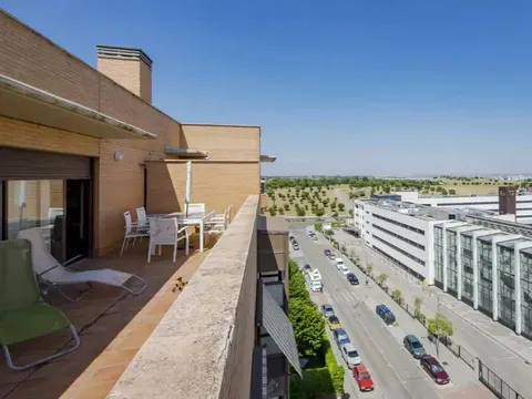 Appartamento 141 m² a Madrid