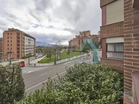 Pis de 123 m² a Oviedo