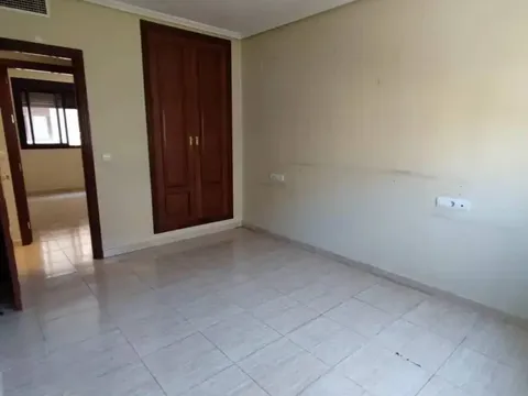Pis de 111 m² a Còrdova