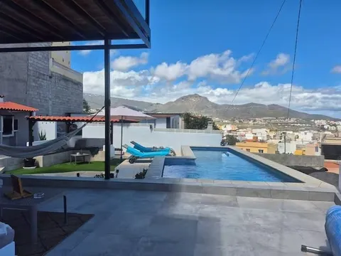 Apartamento 150 m² em Arona