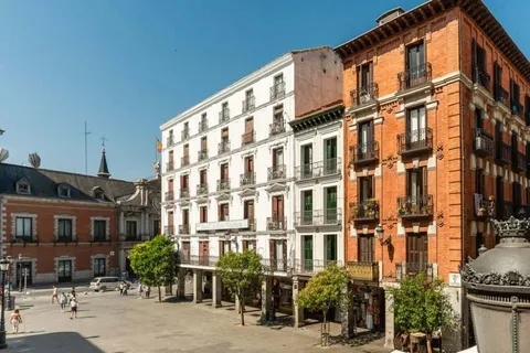 Кімната в оренду, Madrid