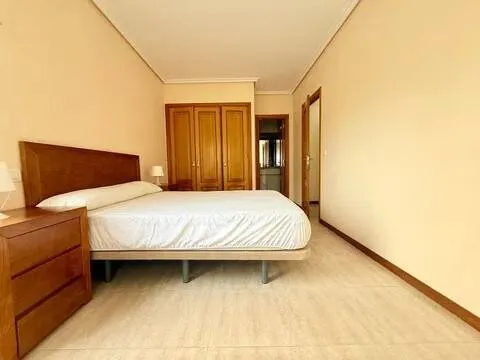 Flat 75 m² in Vigo