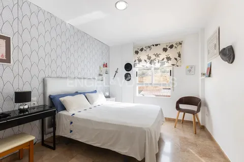 House 230 m² in Chiva