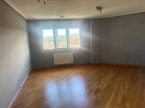 Pis de 95 m² a Oviedo