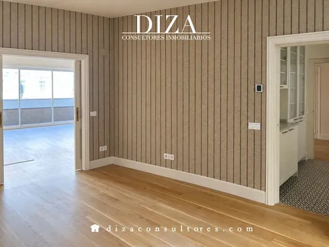 Wohnung 266 m² in Madrid