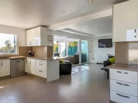 Casa de 168 m² a Estepona