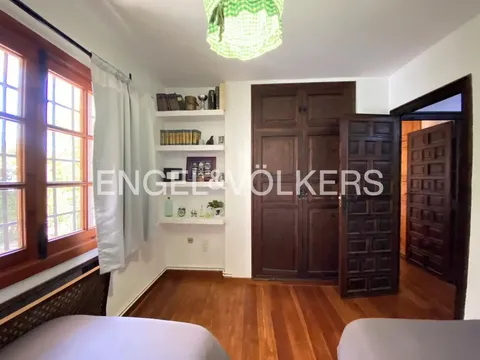 Appartement 380 m² à Nàquera / Náquera