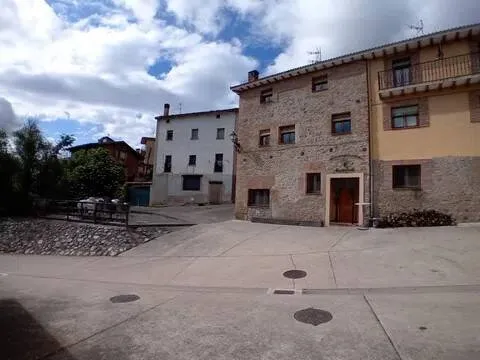 Habitació de lloguer, Ledesma de la Cogolla