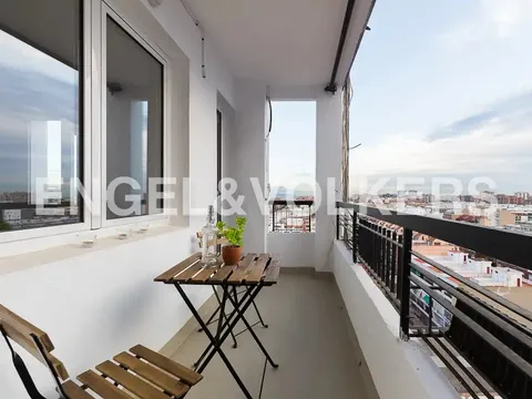 Wohnung 96 m² in Valencia