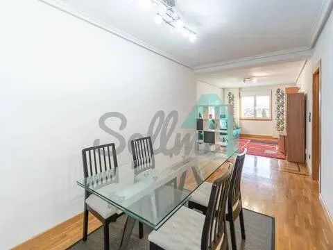 Wohnung 109 m² in Oviedo
