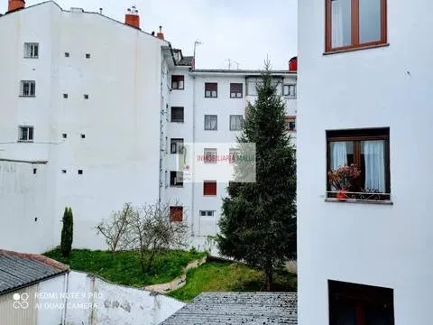 Pis de 85 m² a Oviedo