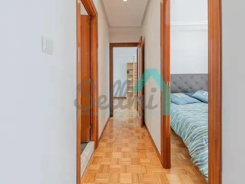Pis de 95 m² a Oviedo