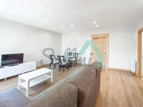 Pis de 80 m² a Oviedo