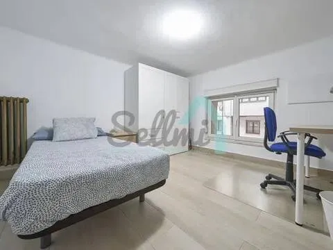 Pis de 112 m² a Oviedo