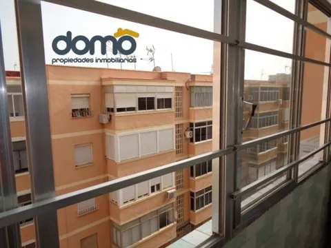 Pis de 90 m² a Almeria