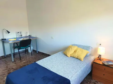 Habitació de lloguer, Paterna