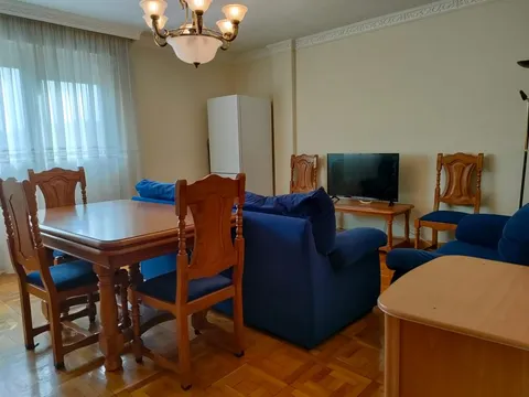 Pis de 75 m² a Pamplona