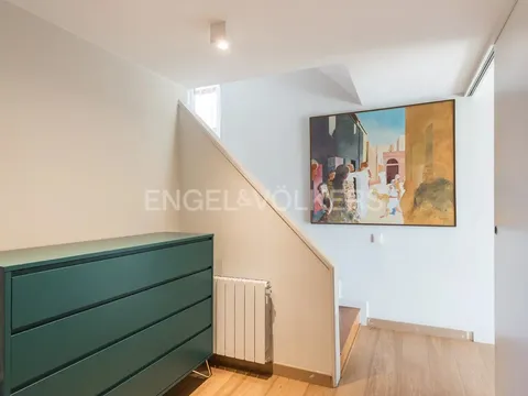 Будинок 151 м² у Sant Just Desvern