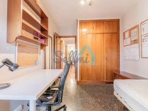 Appartamento 93 m² a Oviedo