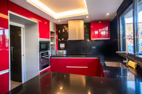 Квартира 80 м² в Барселоне (2/21)