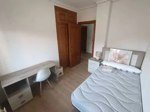 Quarto para alugar, Albacete