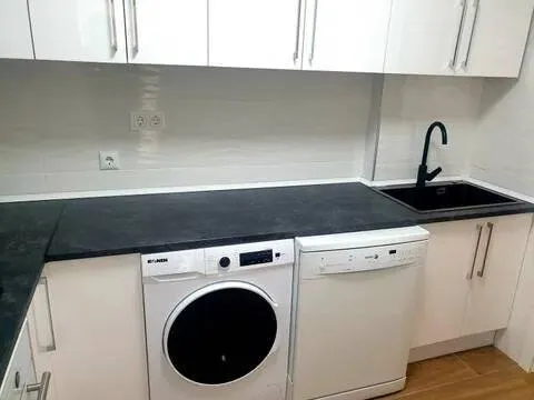 Habitació de lloguer, Àvila