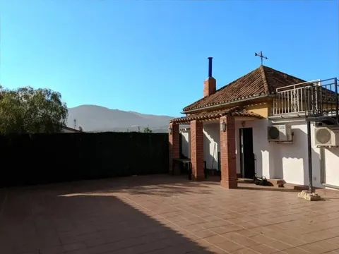 Flat 185 m² in Huétor Vega