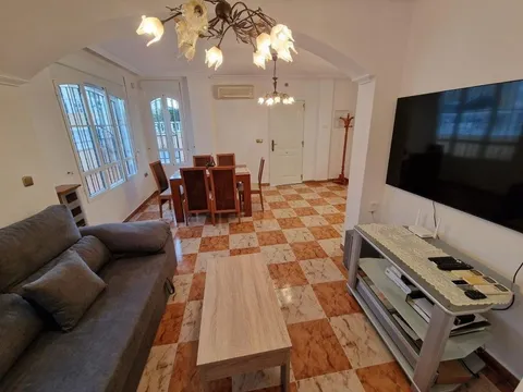 Maison 128 m² à Orihuela
