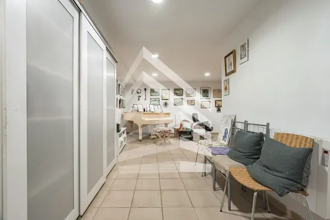 Haus 228 m² in Sant Just Desvern