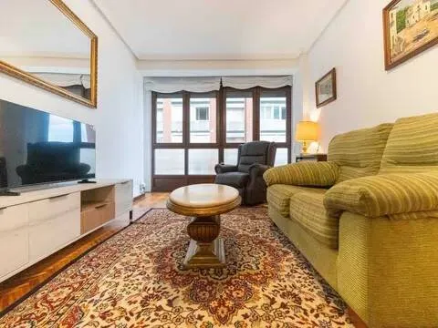 Appartamento 72 m² a Gijón / Xixón