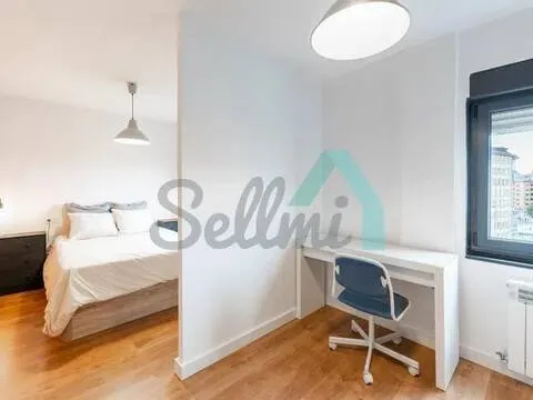 Pis de 86 m² a Oviedo