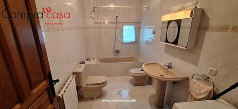 Casa de 561 m² a Espirdo