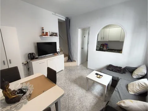 Casa de 71 m² a Árchez