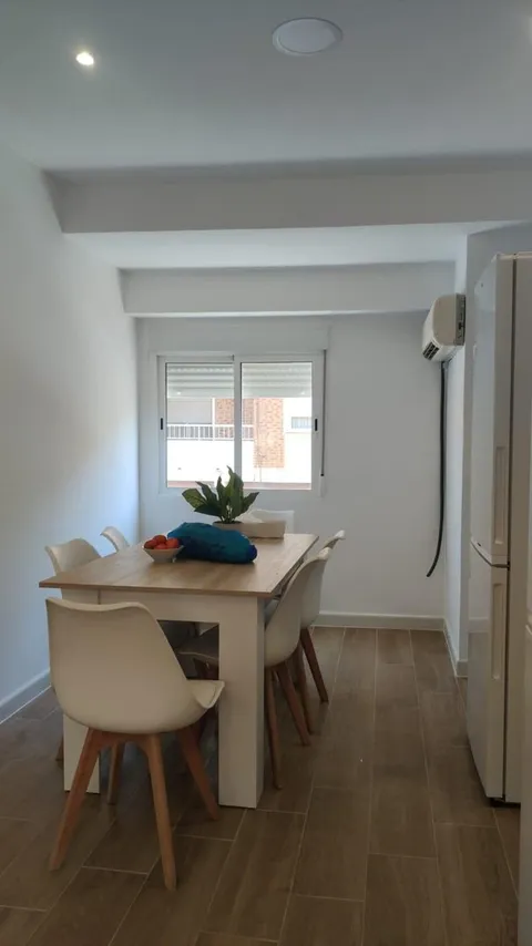 Habitació 15 m², Burjassot