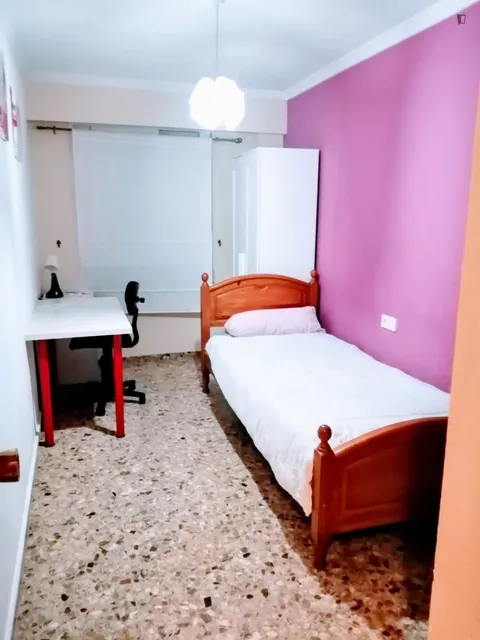 Quarto para alugar, Mislata