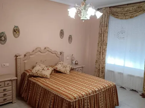 Casa de 220 m² a Petrer