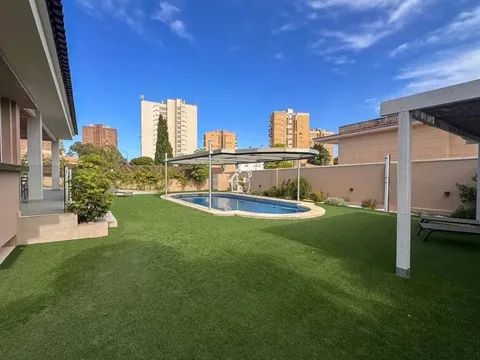 Casa 400 m² a Orihuela