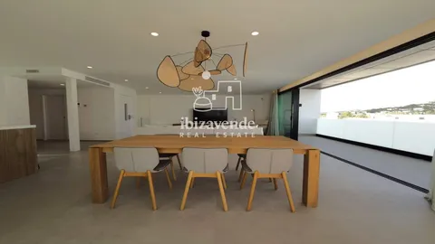 Дом 595 м² в Santa Eulària des Riu