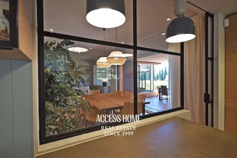 Haus 305 m² in Sant Vicenç de Montalt