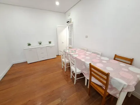 Flat 200 m² in Bilbao