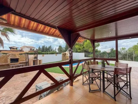 Casa de 80 m² a Oriola