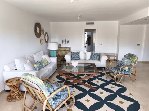 Pis de 195 m² a San Roque
