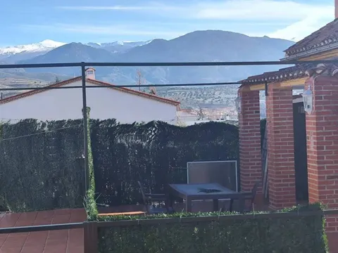 Flat 185 m² in Huétor Vega