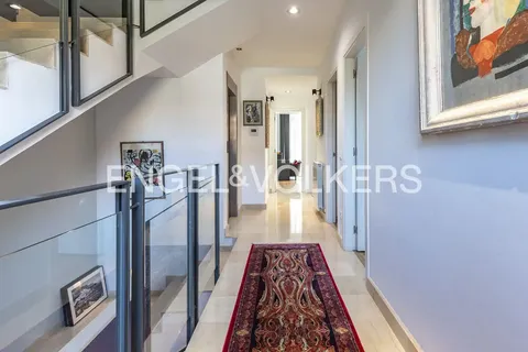 Casa de 305 m² a Tiana