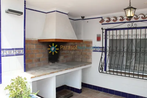 Casa de 85 m² en Oliva