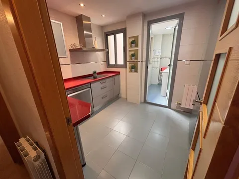 Wohnung 100 m² in Granada
