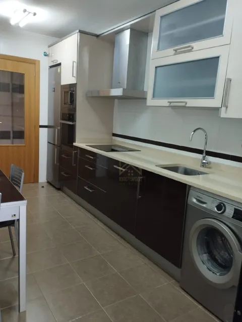 Pis de 88 m² a Santa Cruz de Bezana (4/14)